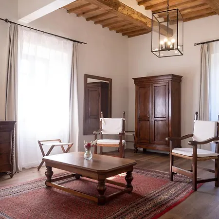 Podere Montale Il Borgo Apartment *