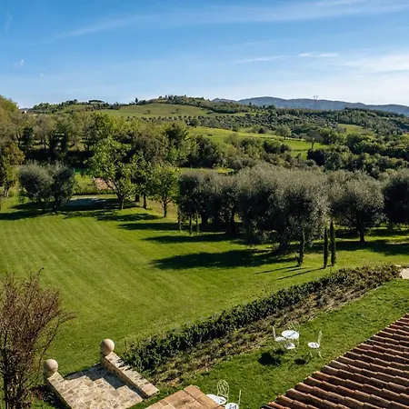Podere Montale Il Borgo Apartment